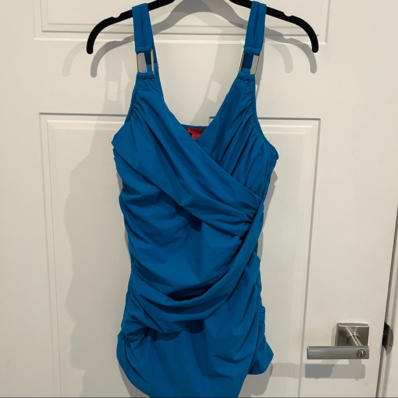 SPANX Other - Spanx Swim Suit Sz 10